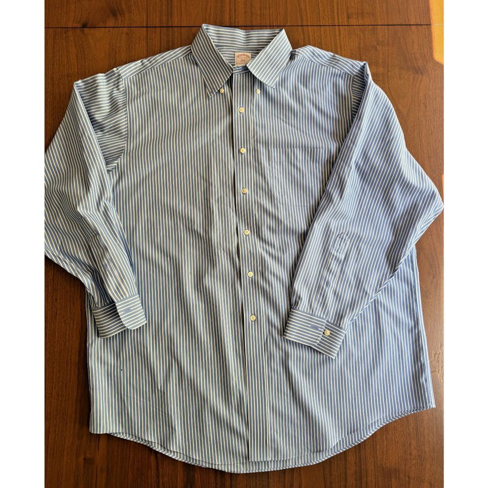 Brooks Brothers 346 Men's Regular Fit Blue Striped Dress Shirt - Size 17.5-34/35